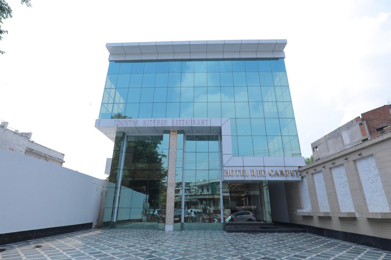 Hotel Sahib'S Red Carpet - The Family & Corporate Hotel Agra  Ngoại thất bức ảnh